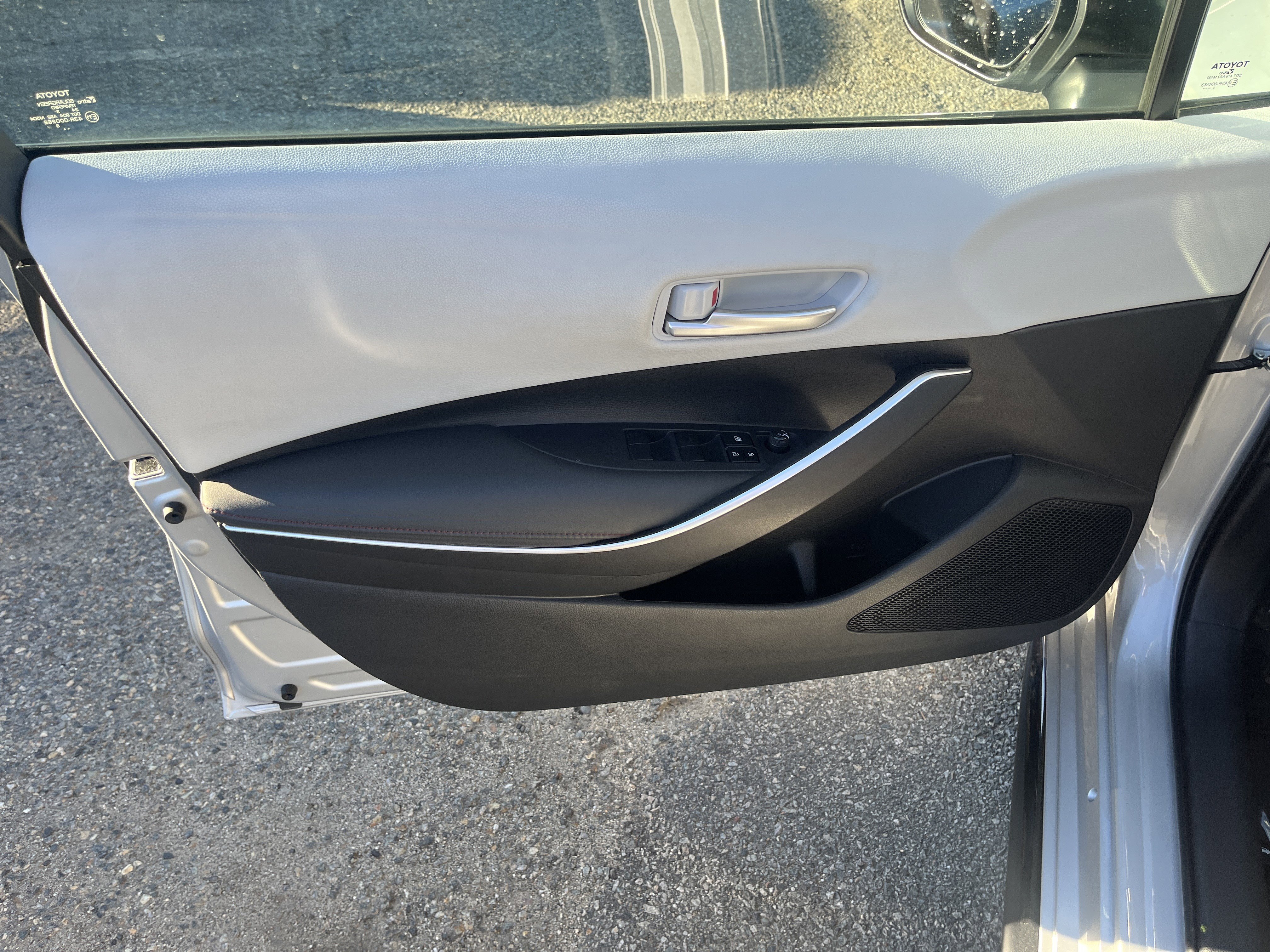 Certified 2023 Toyota Corolla SE image 14