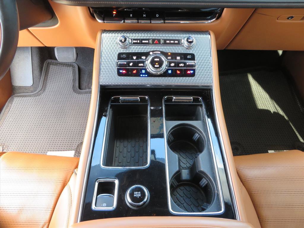 Used 2020 Lincoln Aviator Black Label image 21