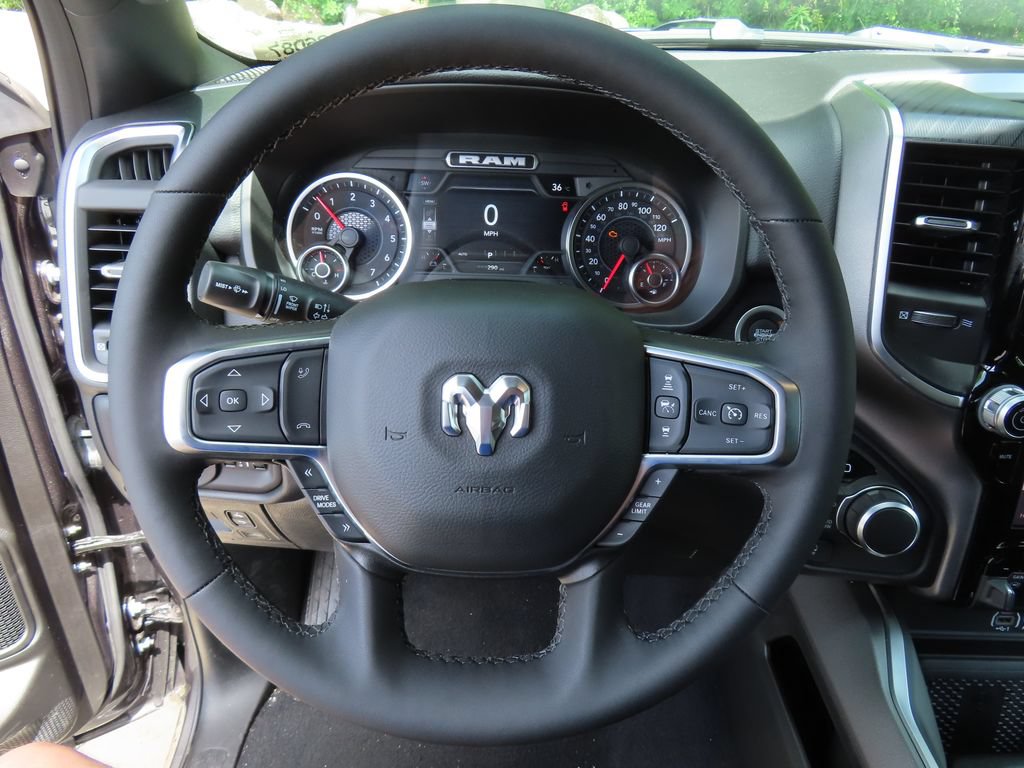 New 2026 RAM 1500 Big Horn AWD/4WD image 4