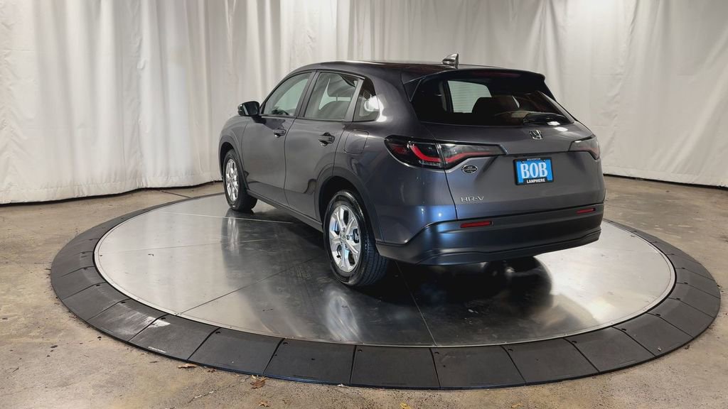 Used 2023 Honda HR-V LX image 8