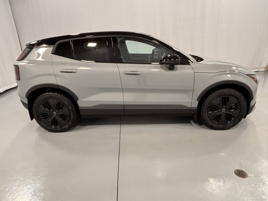 New 2026 Volvo EX30 Cross Country Ultra image 5