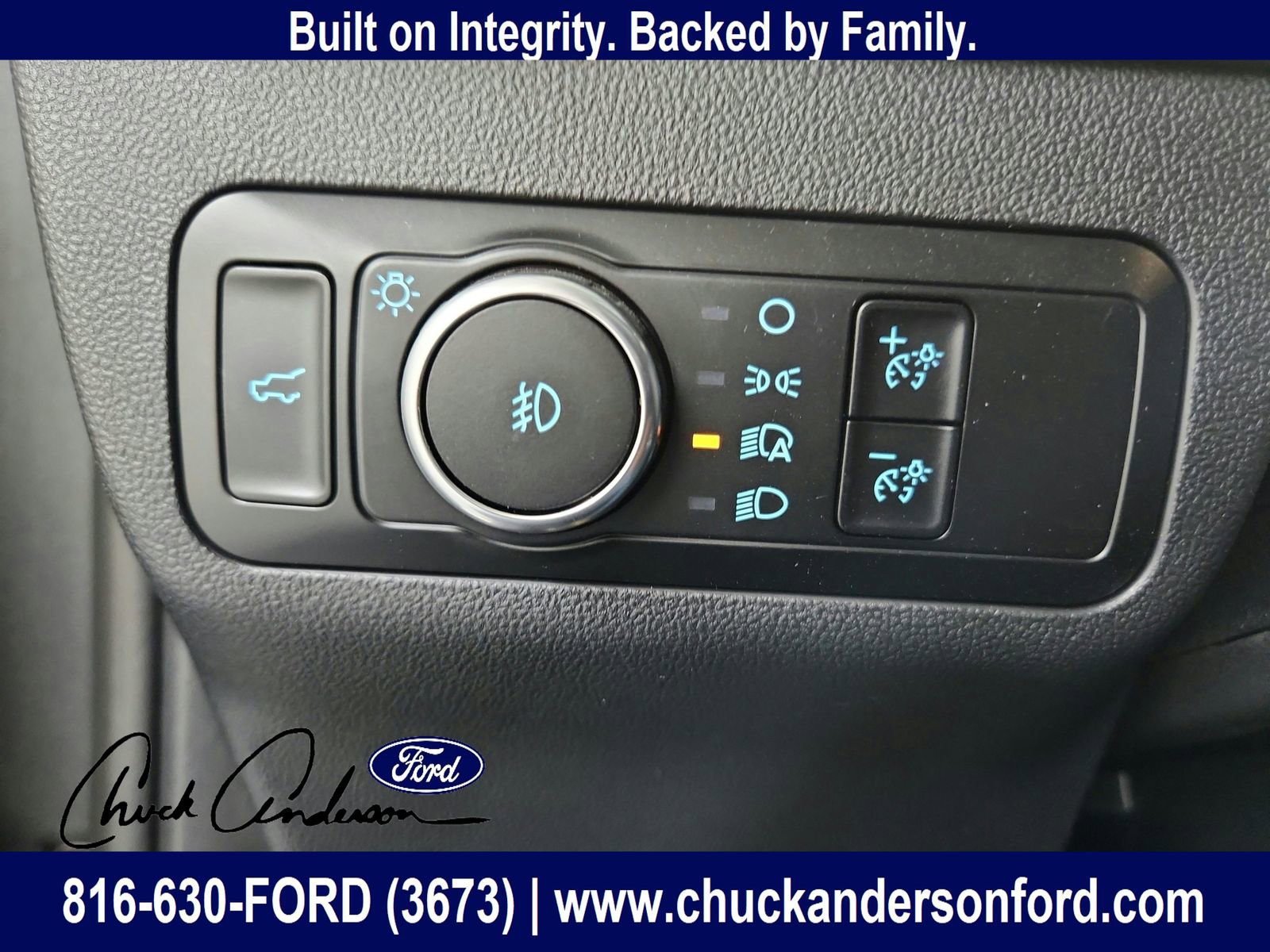 New 2025 Ford Bronco Sport Heritage w/ Convenience Package image 16