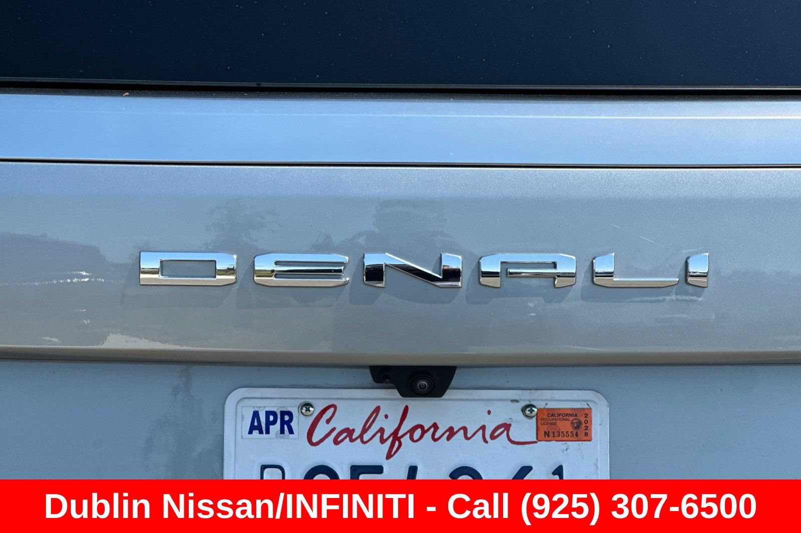 Used 2025 GMC Yukon XL Denali AWD/4WD image 49