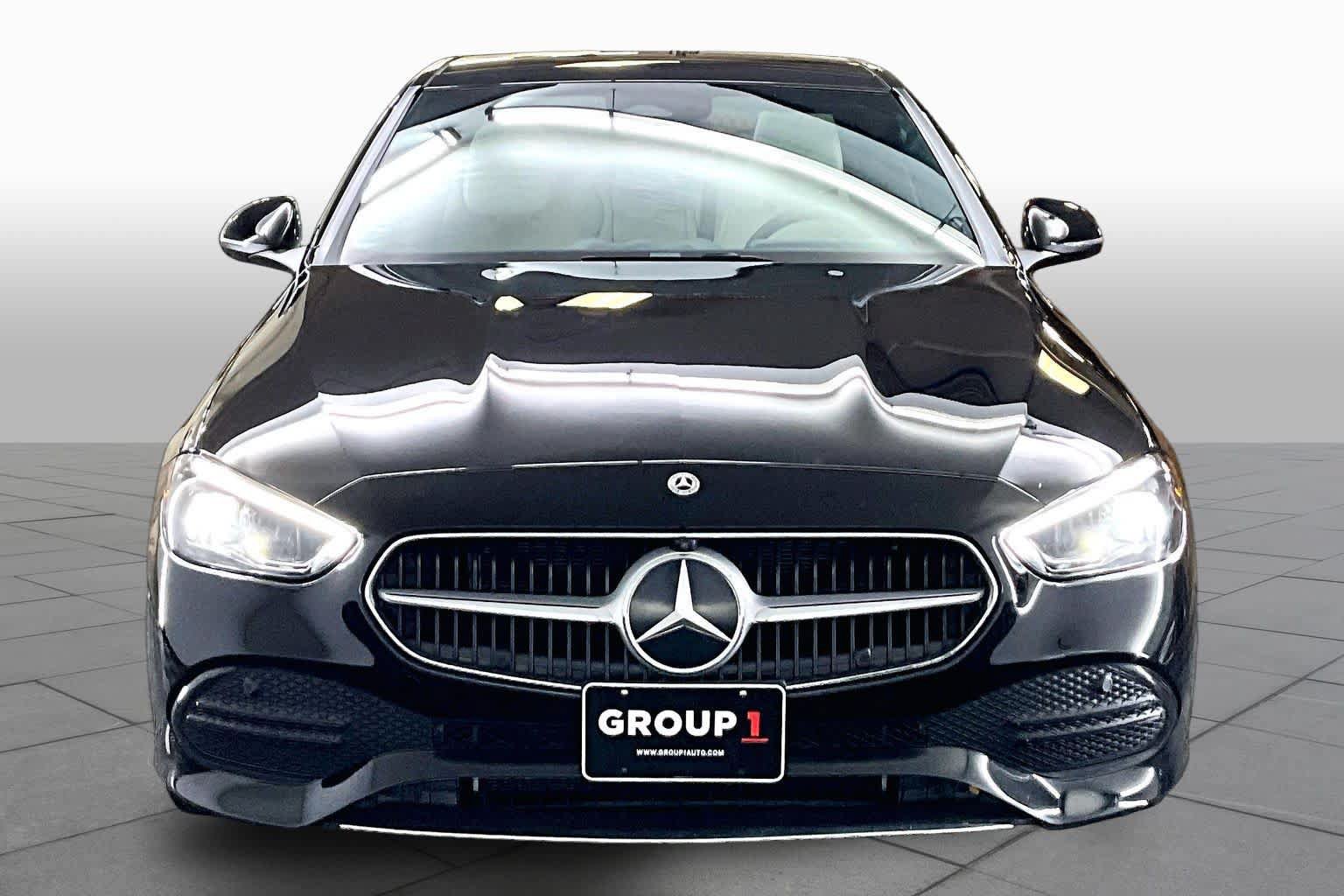 Used 2024 Mercedes-Benz C 300 4MATIC Sedan image 4