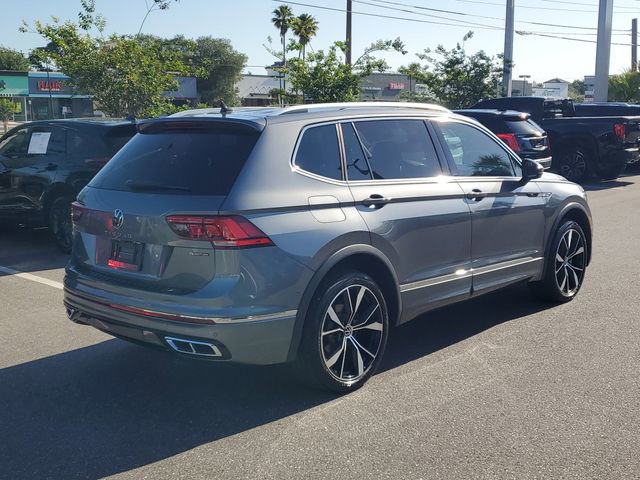 Certified 2024 Volkswagen Tiguan SEL R-Line image 4