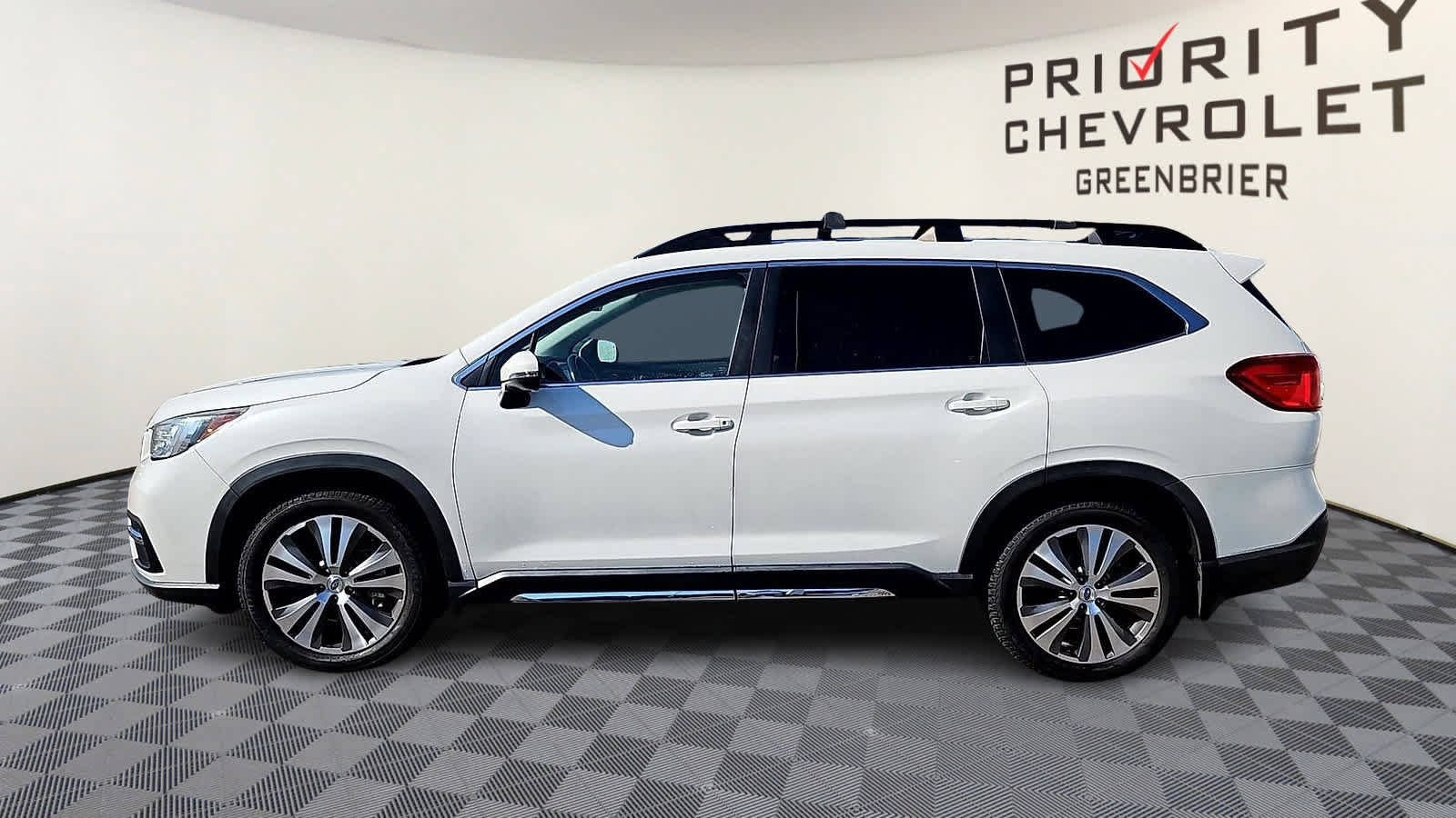 Used 2020 Subaru Ascent Limited w/ Technology Package AWD/4WD image 5