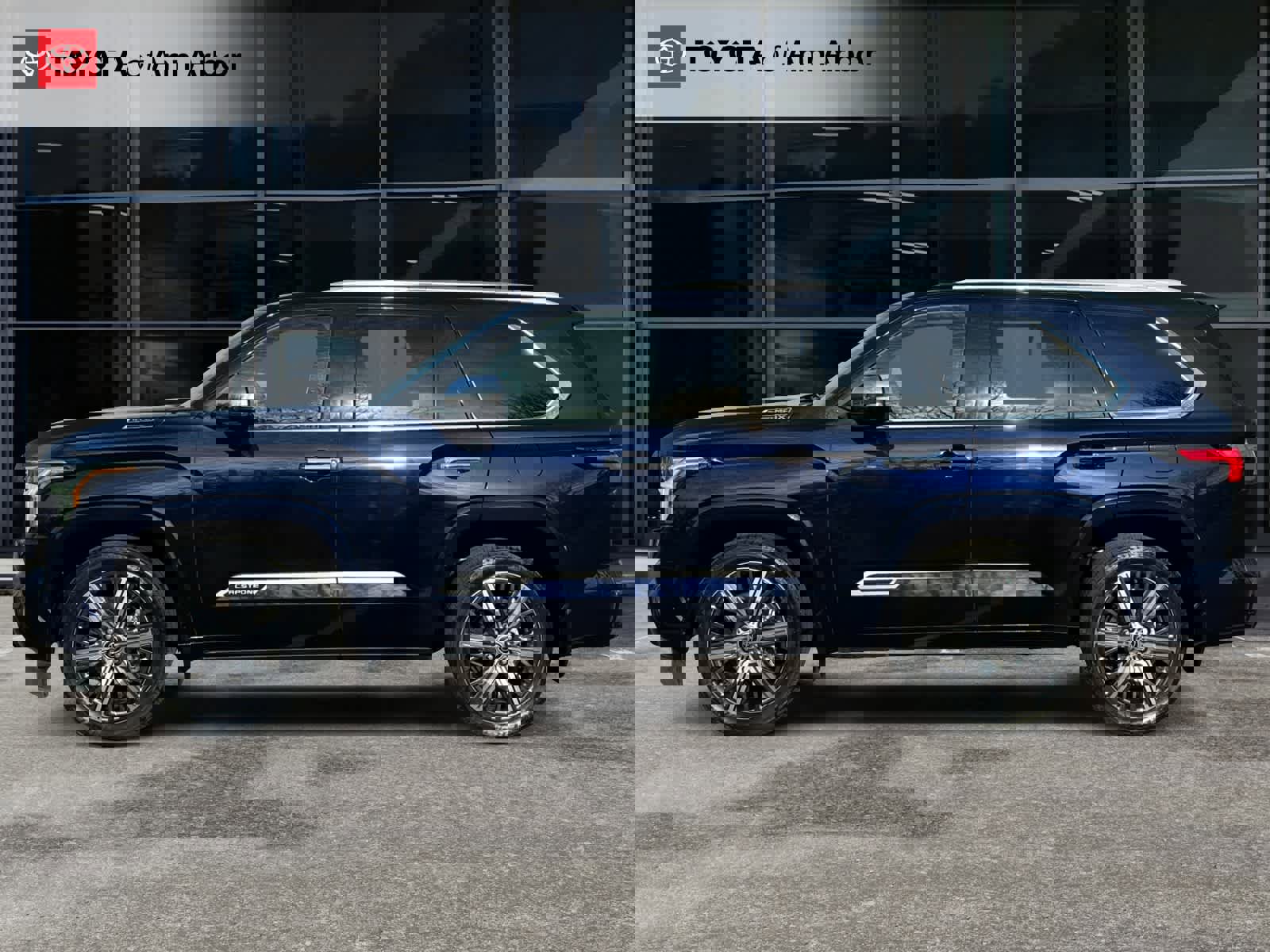 Used 2023 Toyota Sequoia Capstone image 10