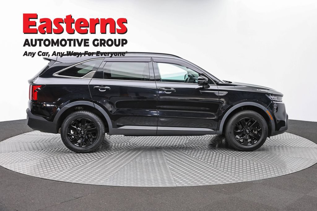 Used 2021 Kia Sorento S w/ Panoramic Sunroof Package AWD/4WD image 4