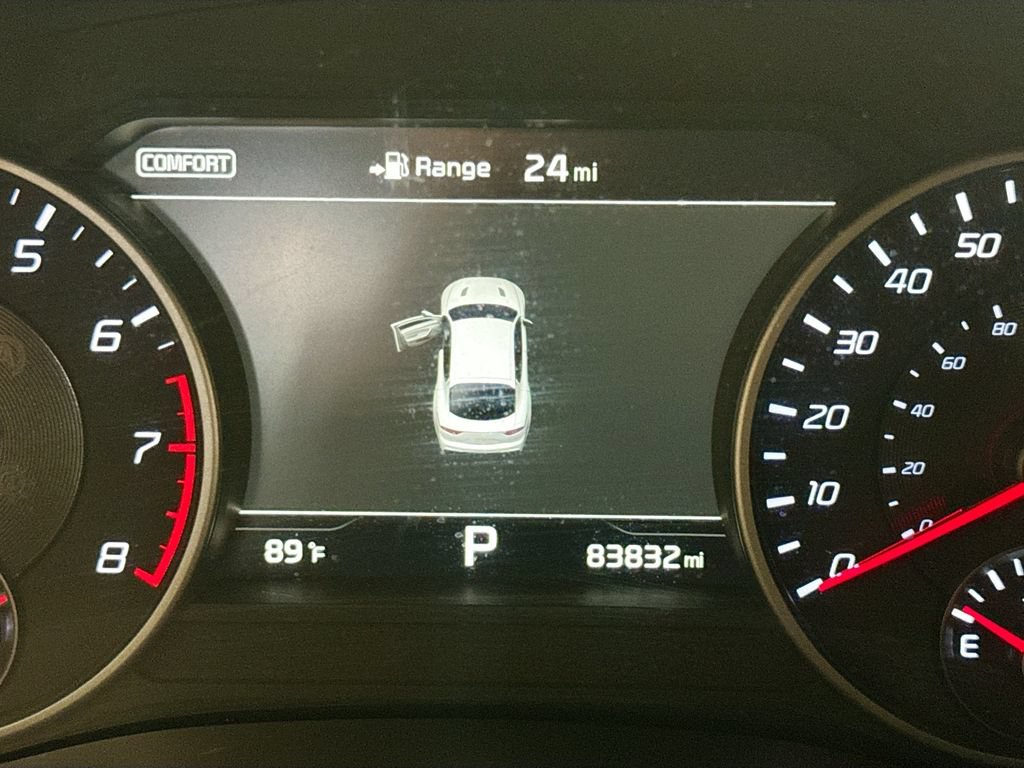 Used 2018 Kia Stinger GT2 RWD image 12