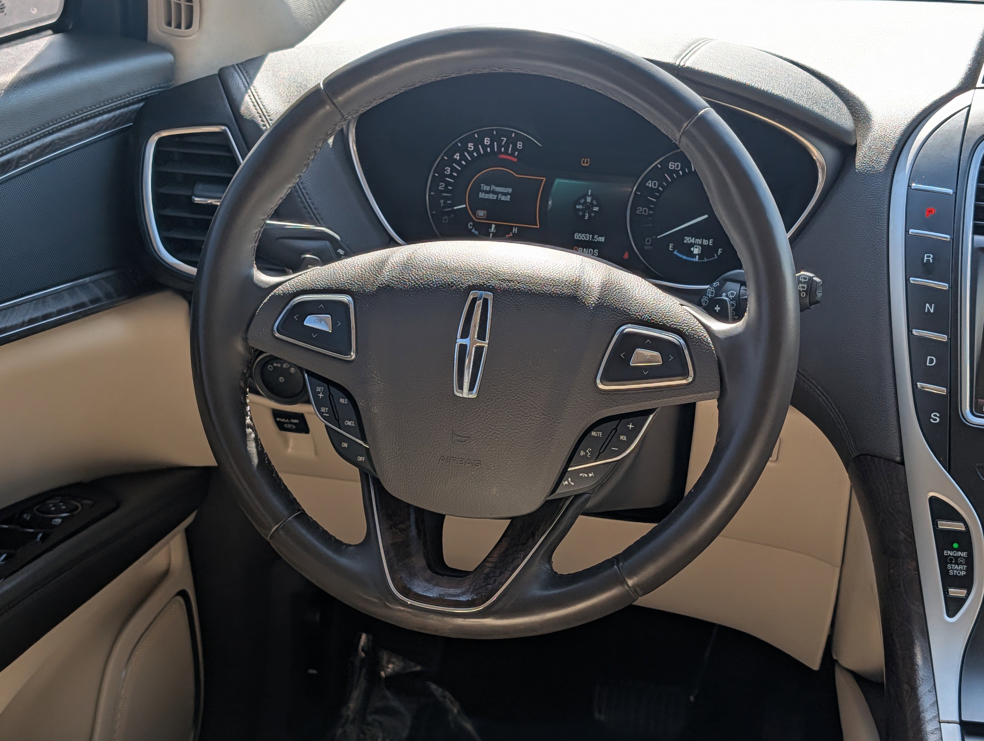 Used 2016 Lincoln MKX Reserve w/ Technology Package image 17