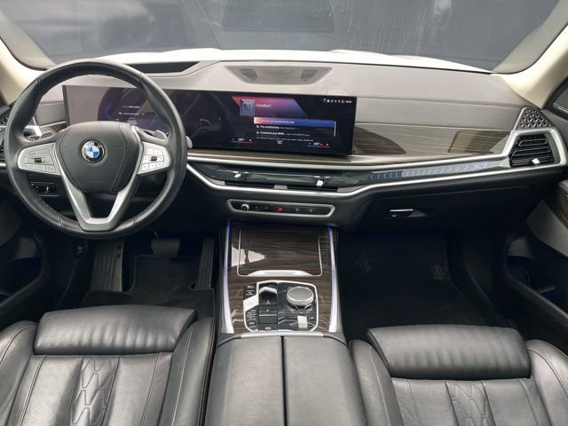 Used 2023 BMW X7 xDrive40i AWD/4WD image 16