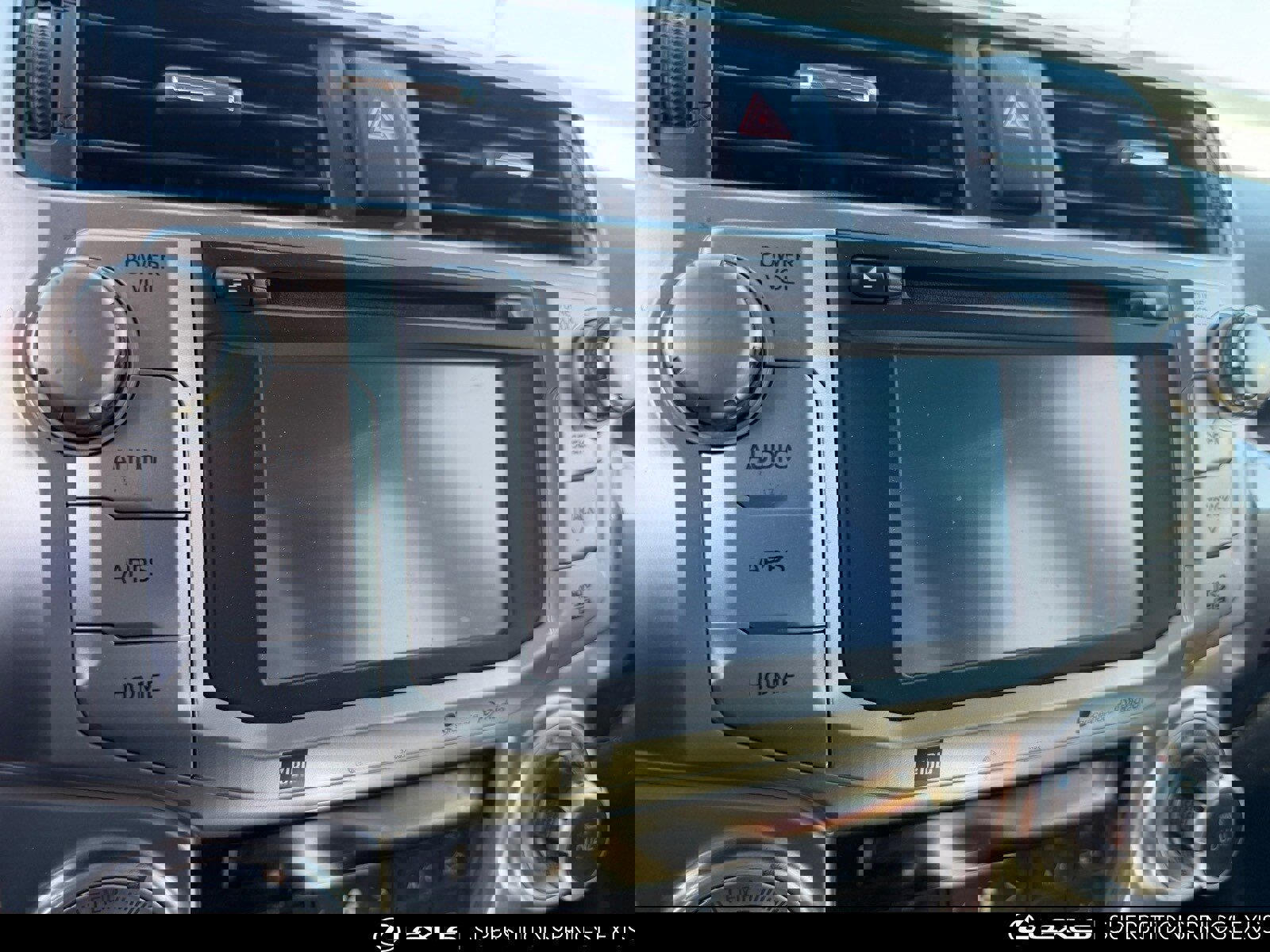 Used 2014 Toyota 4Runner Limited image 9