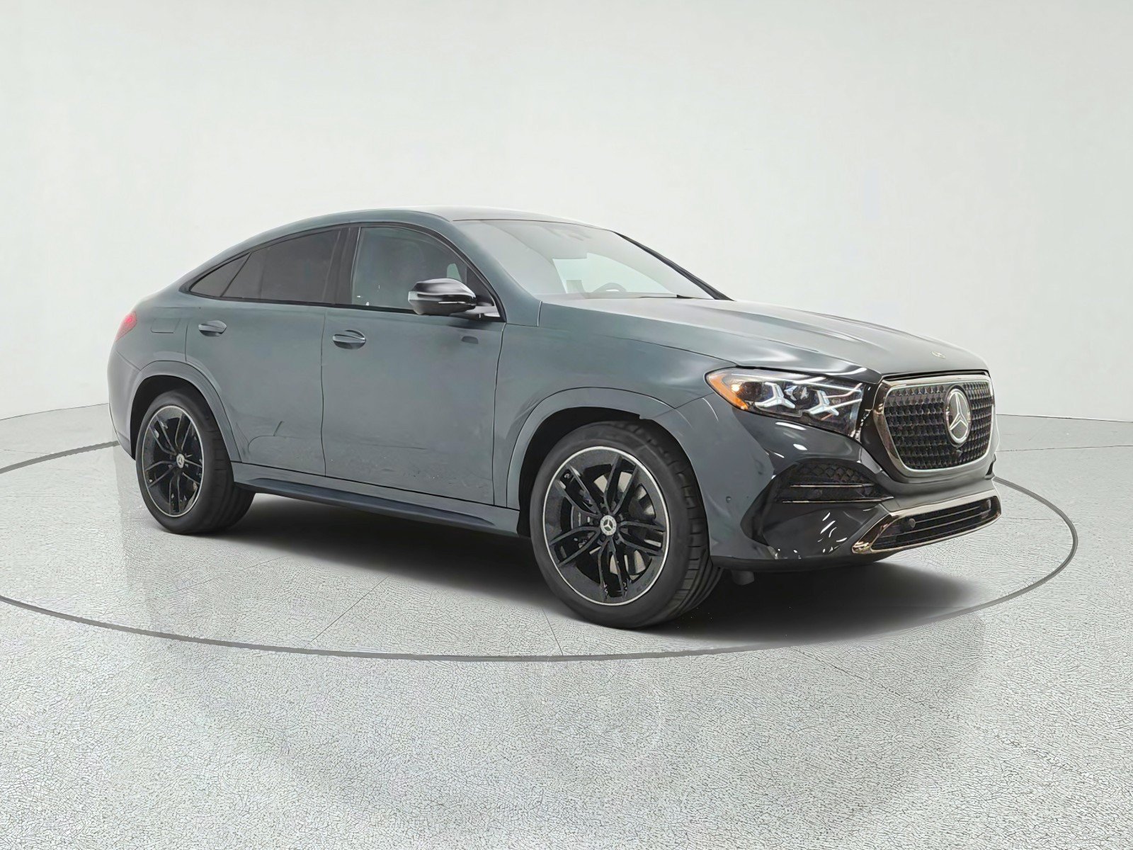 New 2027 Mercedes-Benz GLE 450 4MATIC Coupe image 3