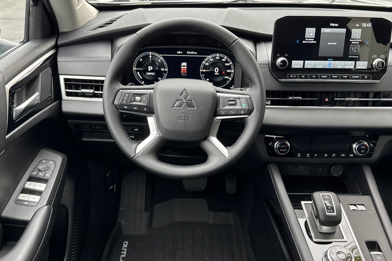 New 2025 Mitsubishi Outlander SE image 13