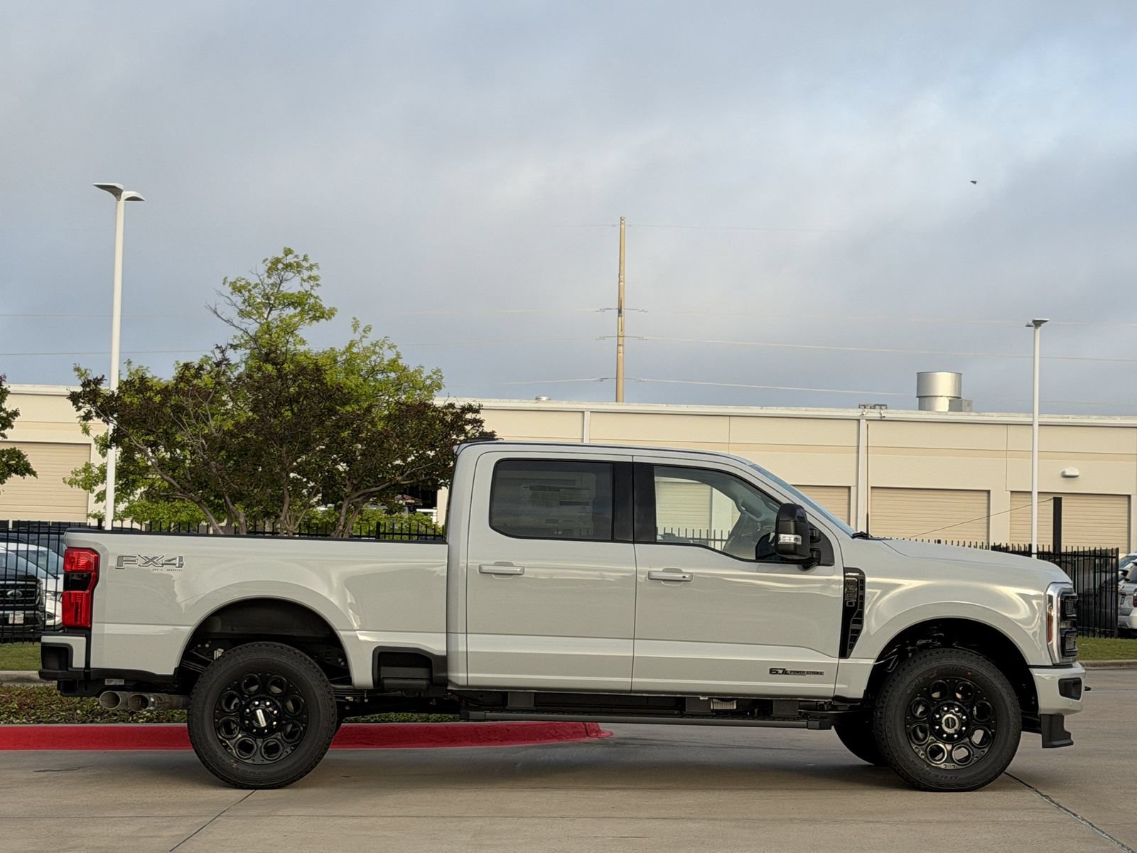 New 2026 Ford F350 Lariat w/ Black Appearance Package AWD/4WD video 3