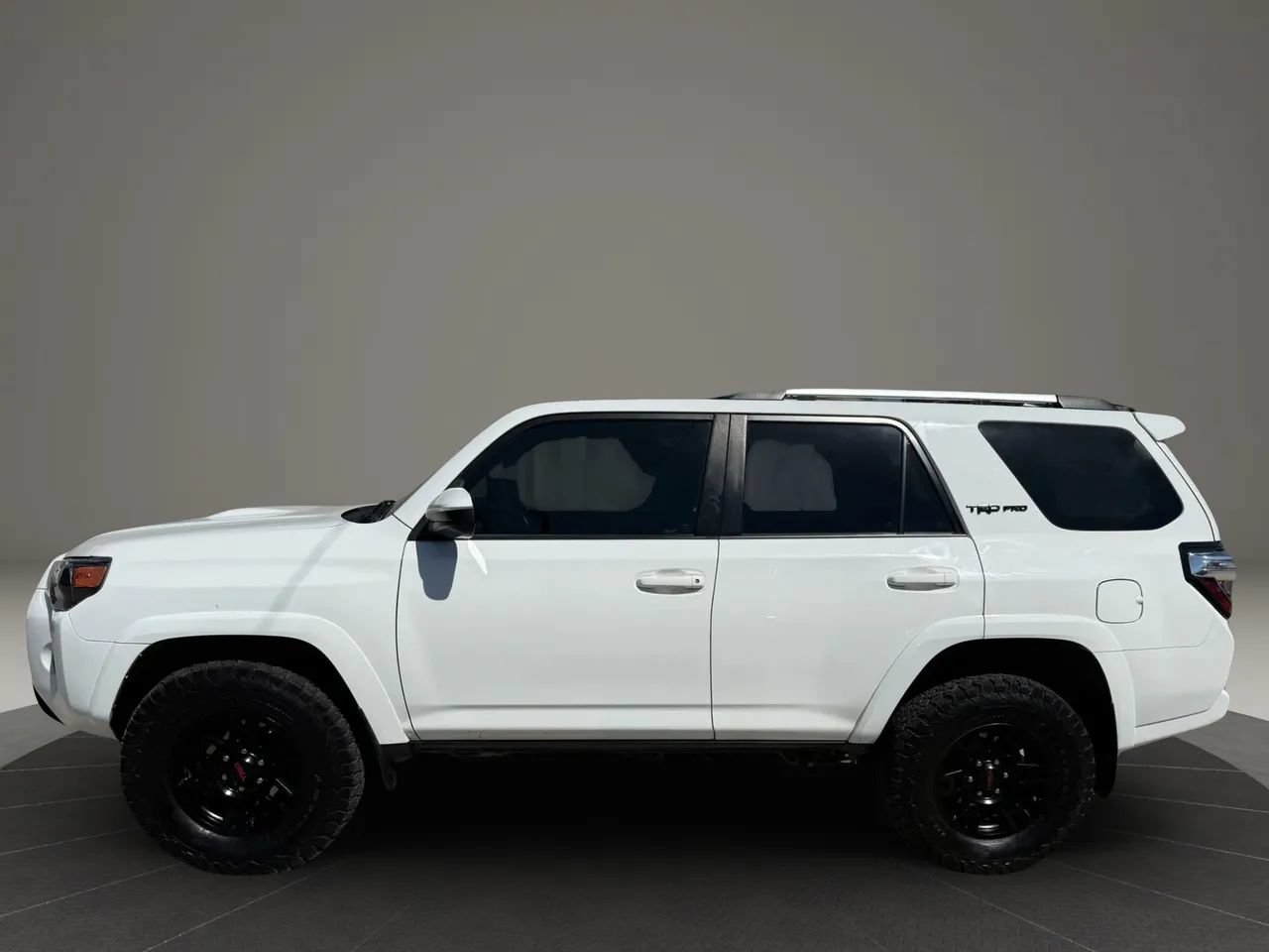 Used 2017 Toyota 4Runner TRD Pro AWD/4WD image 2