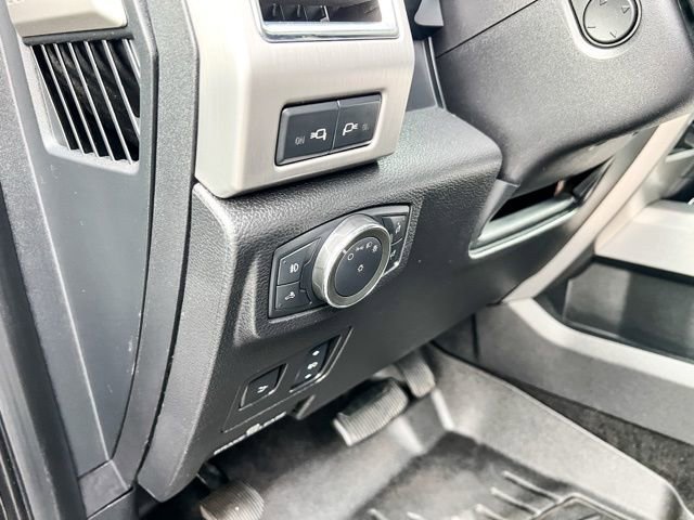 Used 2017 Ford F350 Platinum w/ Platinum Ultimate Package image 12