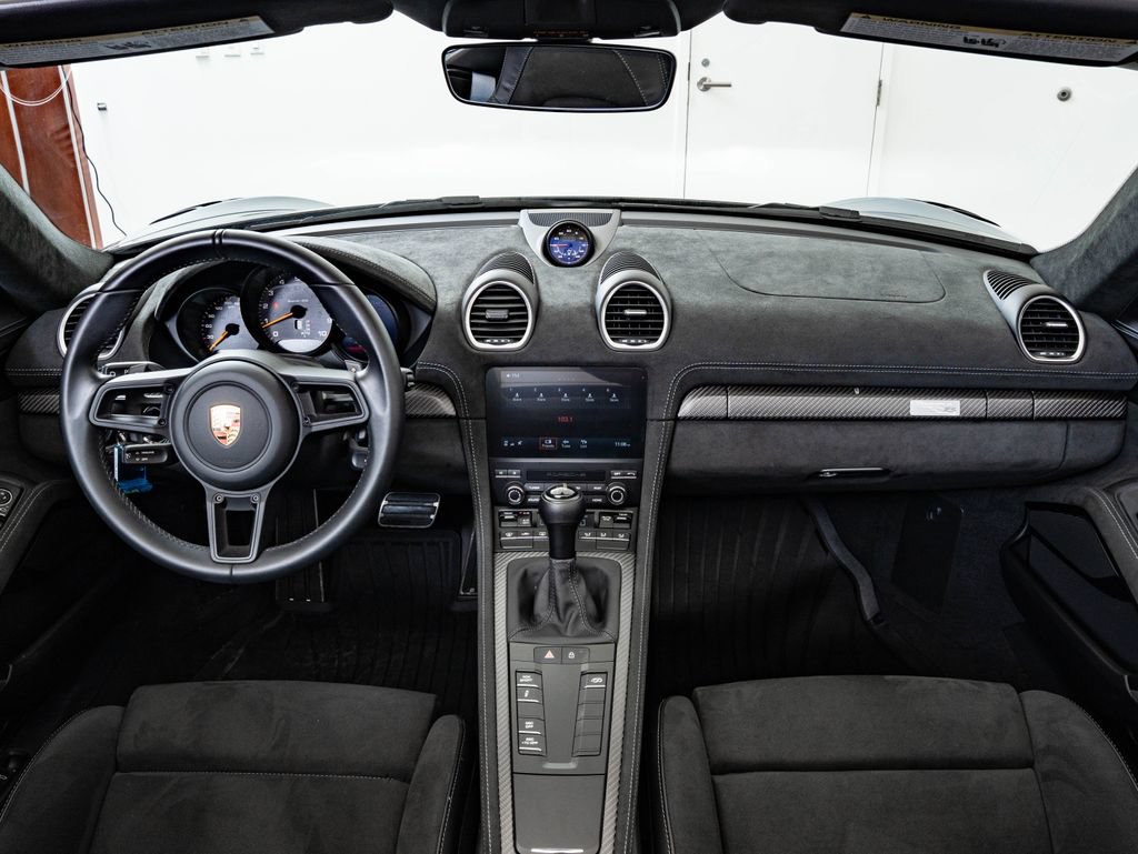 Certified 2024 Porsche 718 Boxster Spyder RS RWD image 6