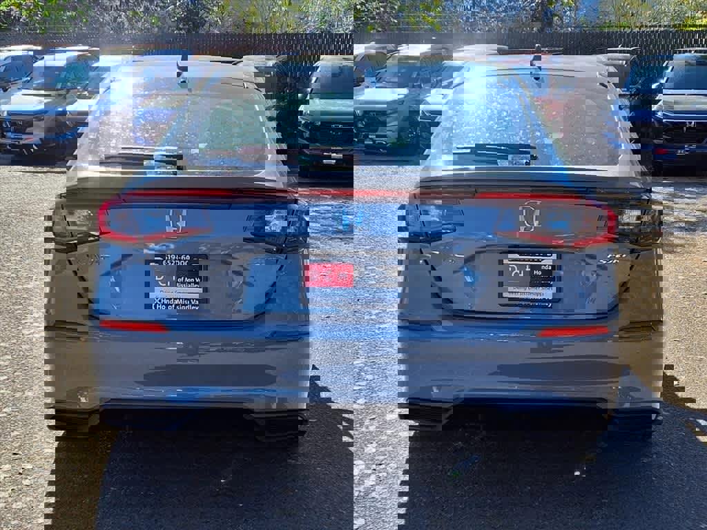 Used 2023 Honda Civic Sport image 5