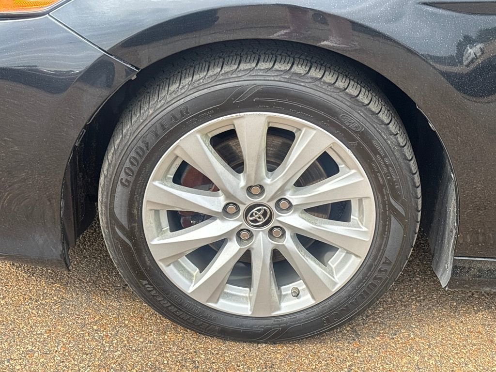 Used 2018 Toyota Camry LE w/ Convenience Package image 23