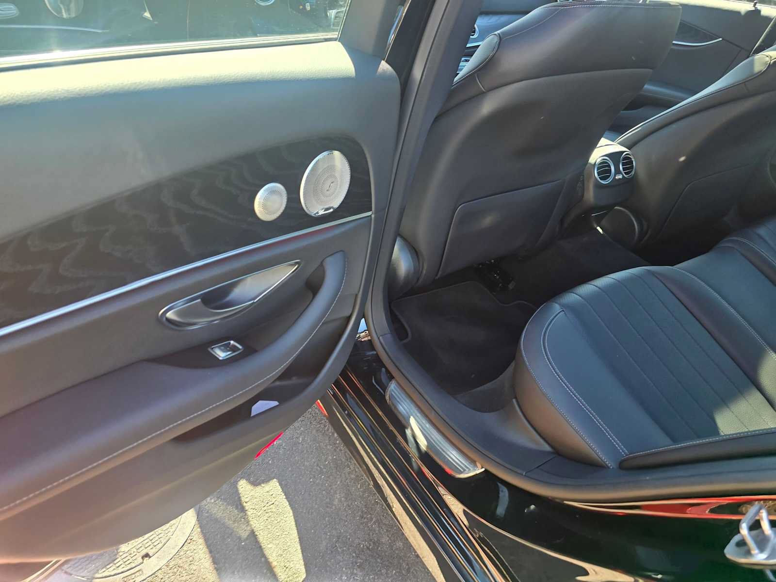 Used 2023 Mercedes-Benz E 350 4MATIC Sedan image 16