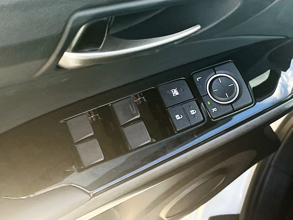 Used 2025 Lexus IS 350 F Sport w/ Accessory Package 2 RWD image 17