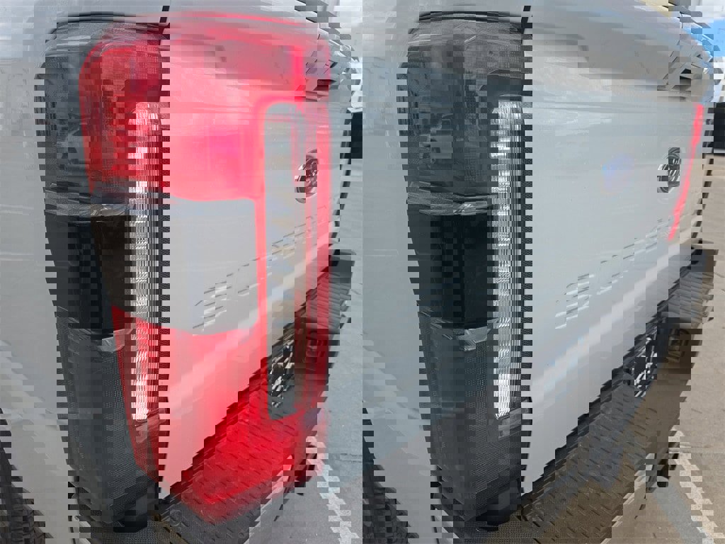 New 2026 Ford F250 Lariat image 30