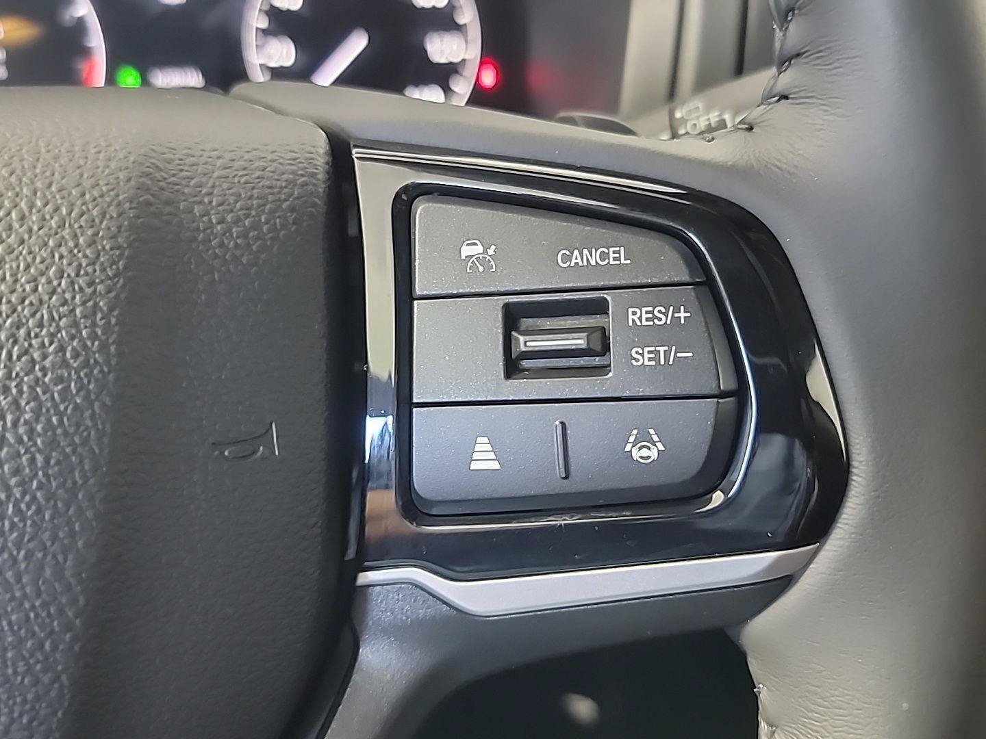 Certified 2025 Honda Odyssey EX-L image 28