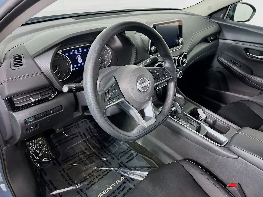 Used 2024 Nissan Sentra SV w/ Trunk Package image 8