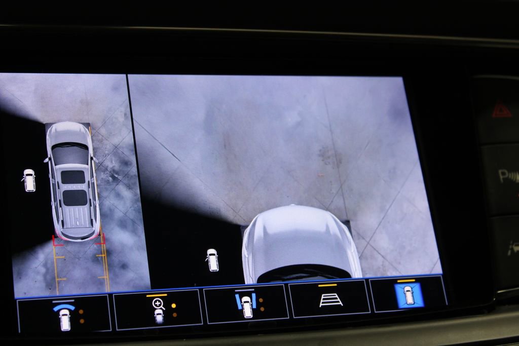 Used 2022 Buick Enclave Premium image 53