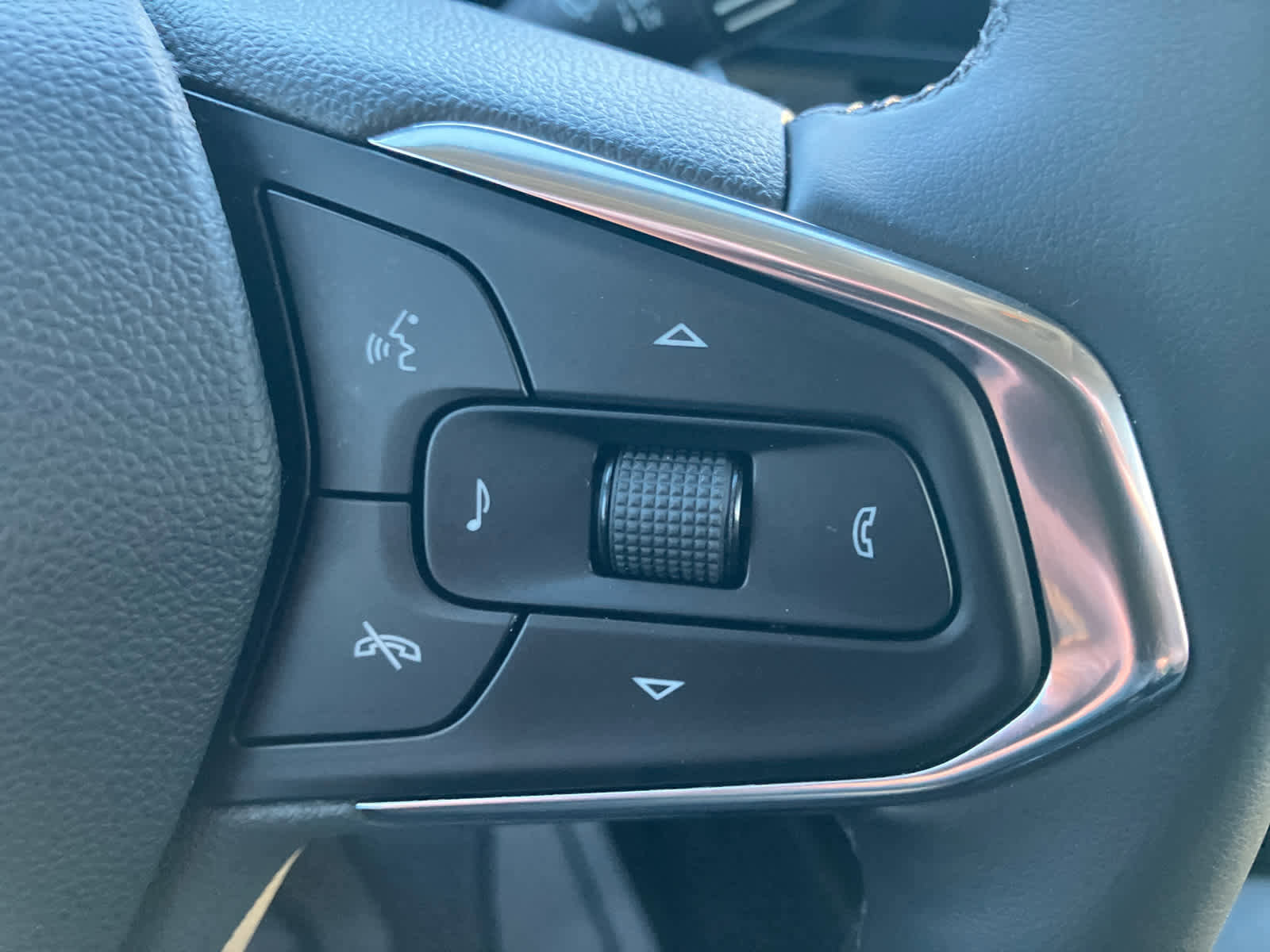 Used 2026 Chevrolet Trax ACTIV image 18