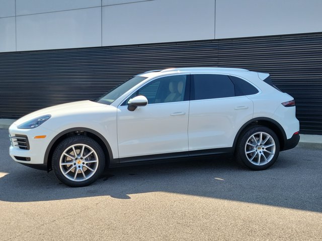 Used 2019 Porsche Cayenne AWD/4WD image 2