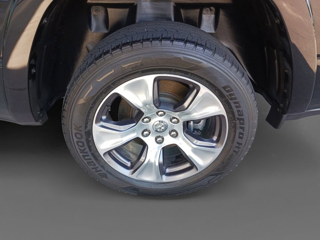 Used 2021 RAM 1500 Laramie AWD/4WD image 8
