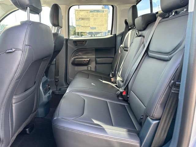 New 2026 Ford Maverick Lariat w/ Black Appearance Package image 19