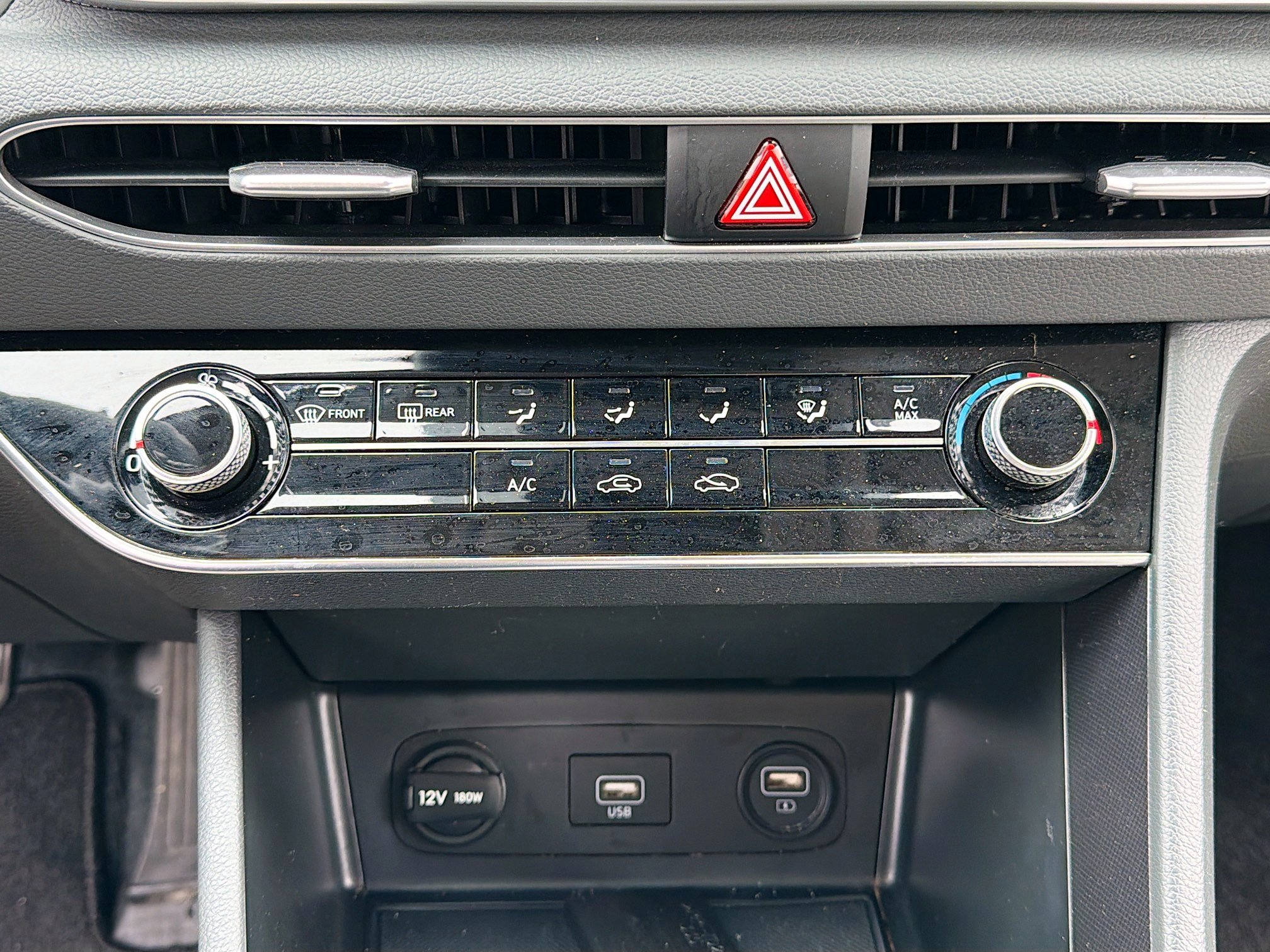 Used 2023 Hyundai Sonata SE w/ Preferred Accessory Package image 26