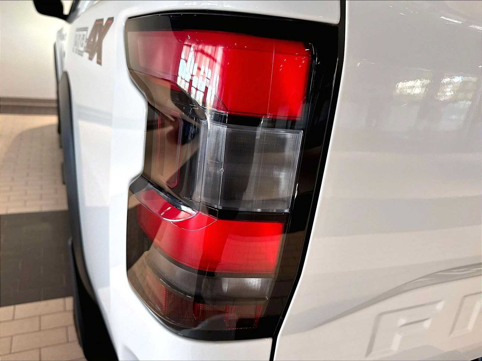Used 2023 Nissan Frontier PRO-4X w/ Tow Package AWD/4WD image 35