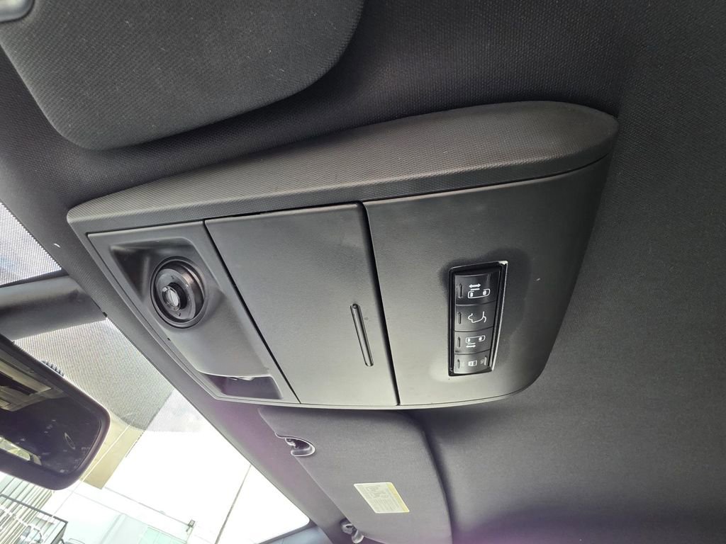 Used 2019 Dodge Grand Caravan GT image 27