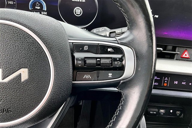 Used 2023 Kia Sportage SX image 11