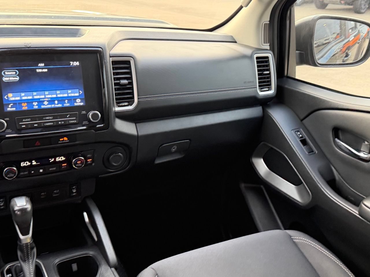 Used 2023 Nissan Frontier SV w/ SV Convenience Package RWD image 15