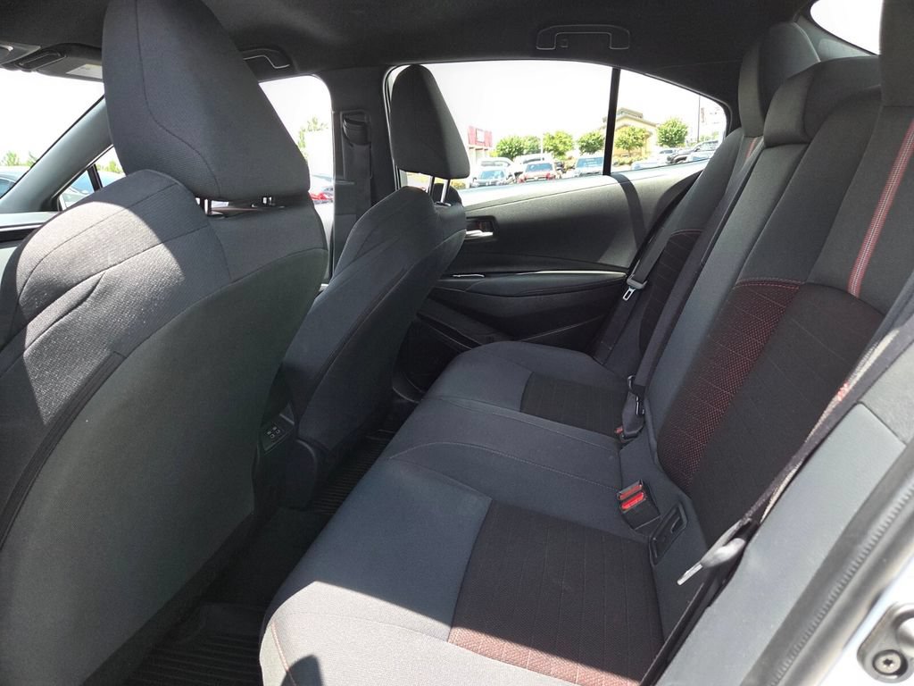 Certified 2025 Toyota Corolla SE FWD image 6