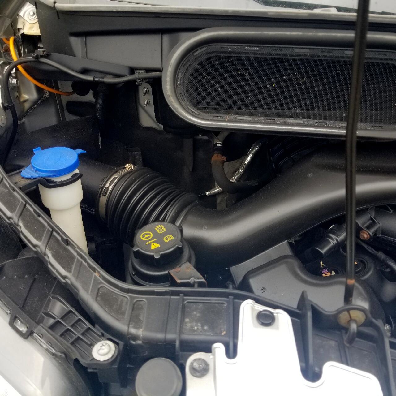 Used 2016 Ford Transit 250 130 Low Roof image 19