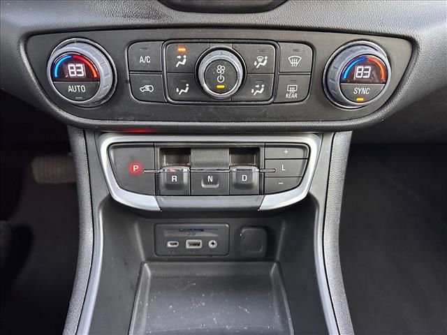 Certified 2024 GMC Terrain SLT image 31