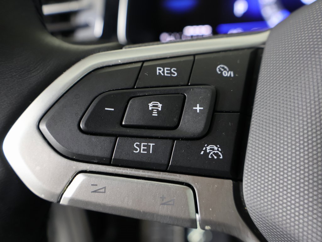 Used 2025 Volkswagen Jetta Sport image 28