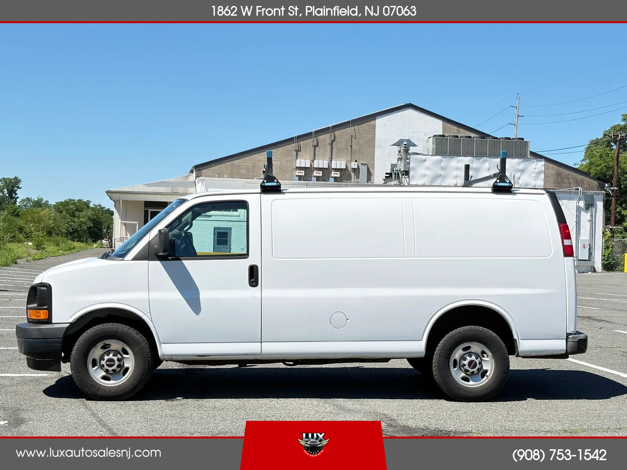 Used 2017 GMC Savana 2500 RWD image 8