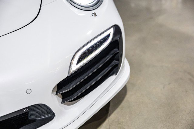 Used 2015 Porsche 911 Turbo S image 40