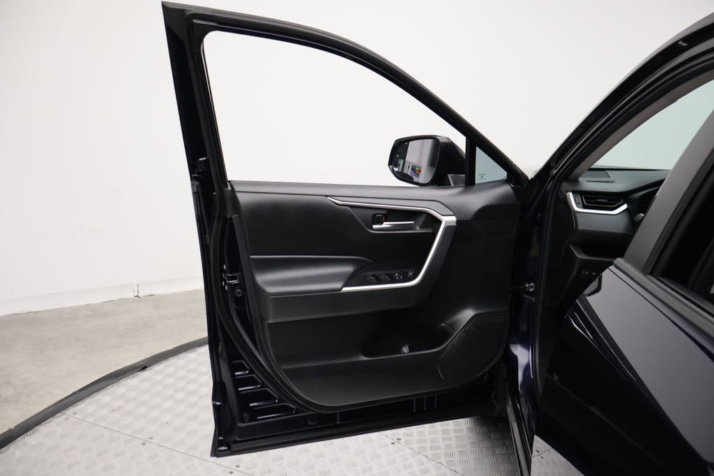 Certified 2023 Toyota RAV4 XLE w/ Convenience Package image 16