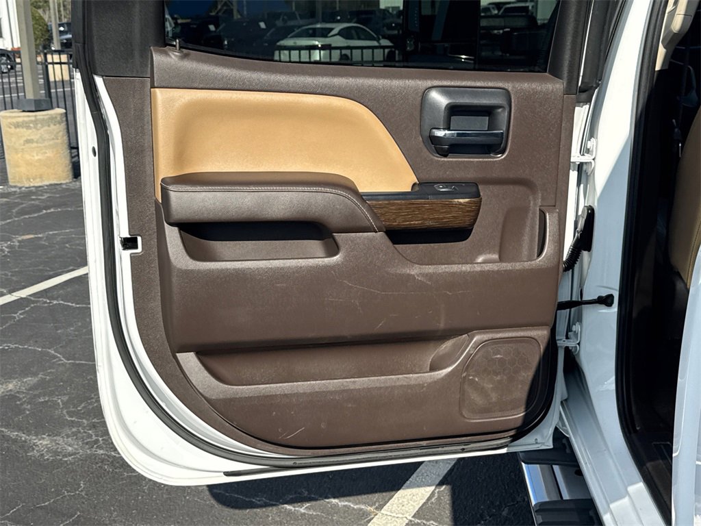 Used 2017 GMC Sierra 2500 Denali w/ Duramax Plus Package image 22