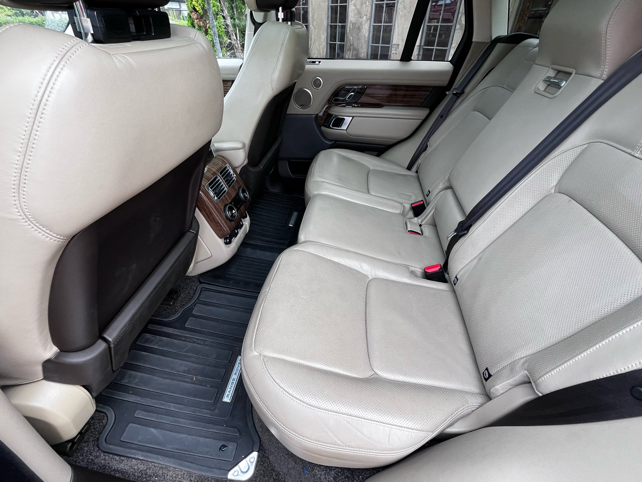 Used 2019 Land Rover Range Rover HSE image 46