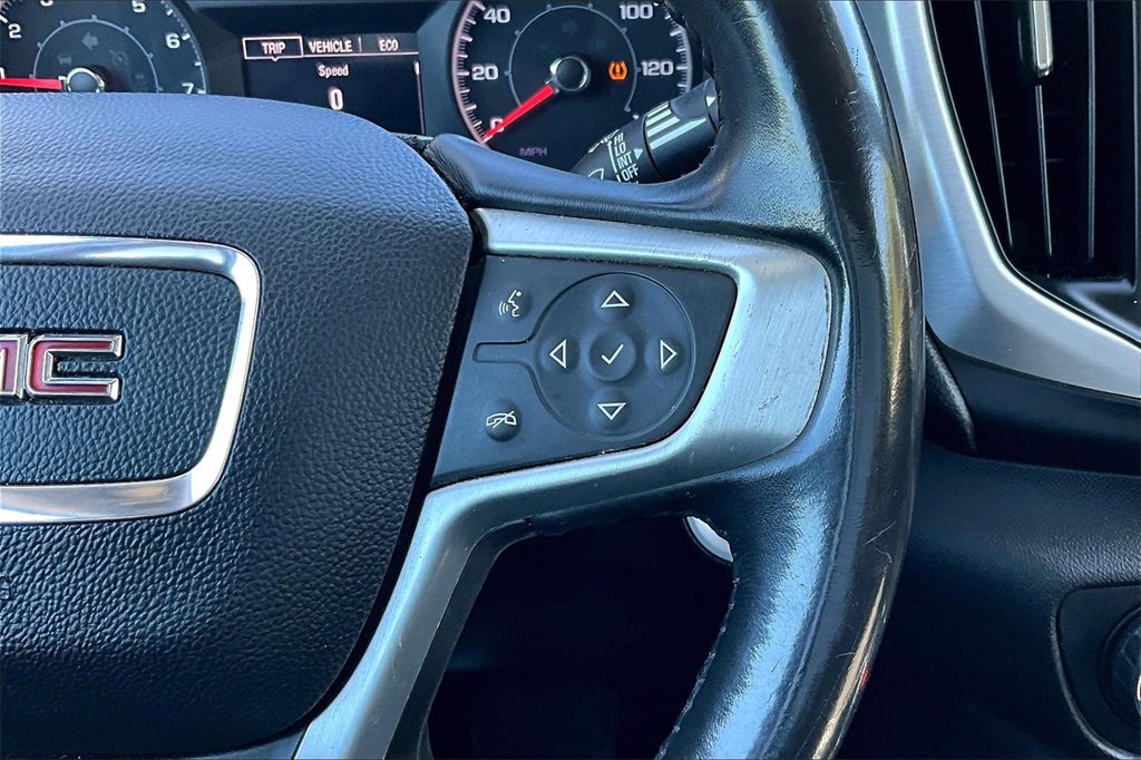 Used 2018 GMC Terrain SLE image 18