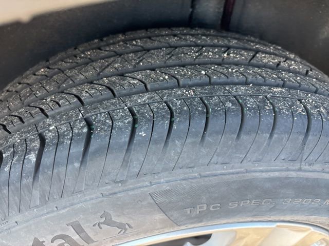 Used 2025 Buick Envista Preferred w/ Advanced Safety Package image 13